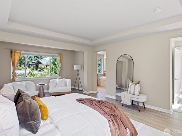 2648 116th Avenue NE, Bellevue WA 98004