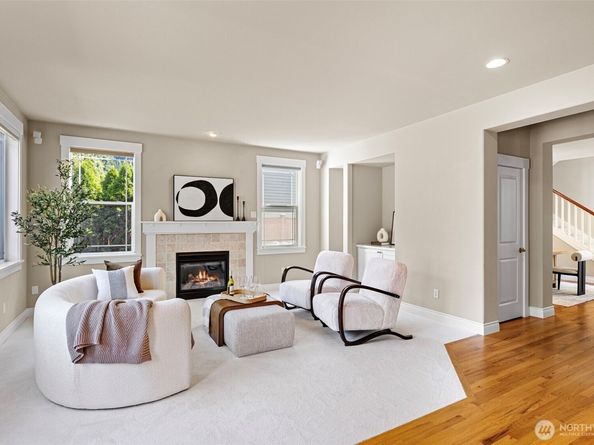 2648 116th Avenue NE, Bellevue WA 98004