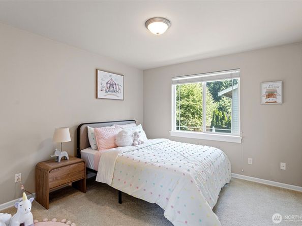 2648 116th Avenue NE, Bellevue WA 98004