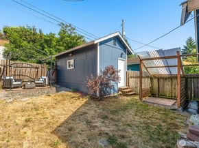 4506 46th Avenue SW, Seattle WA 98116