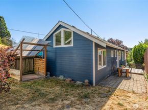 4506 46th Avenue SW, Seattle WA 98116
