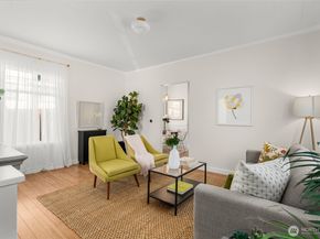 4506 46th Avenue SW, Seattle WA 98116