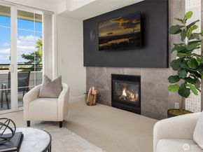 7549 SE 29th Street 305, Mercer Island WA 98040