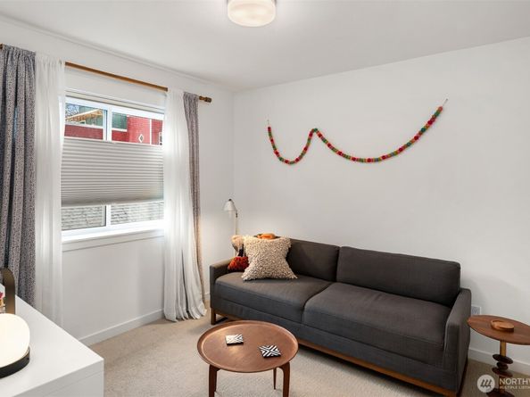 1117 A 34th Avenue, Seattle WA 98122