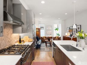 1117 A 34th Avenue, Seattle WA 98122