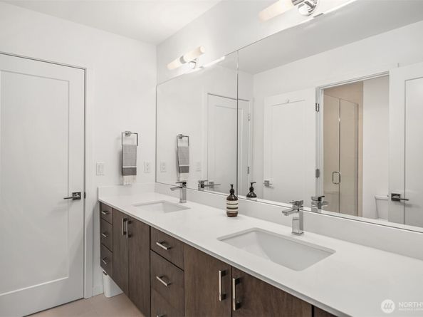 1117 A 34th Avenue, Seattle WA 98122