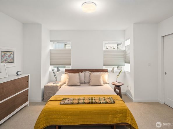 1117 A 34th Avenue, Seattle WA 98122