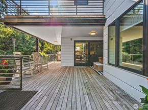 1633 E Calhoun Street, Seattle WA 98112