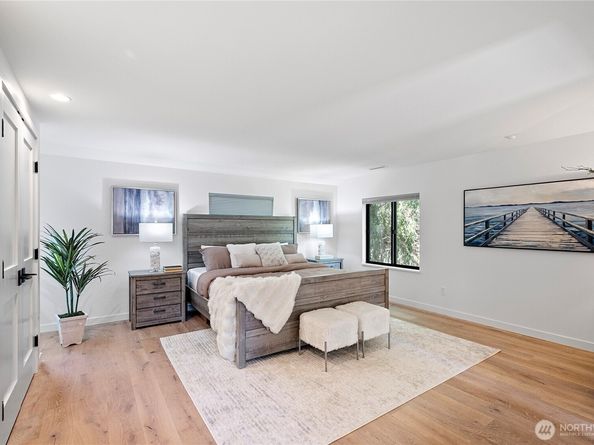 1633 E Calhoun Street, Seattle WA 98112