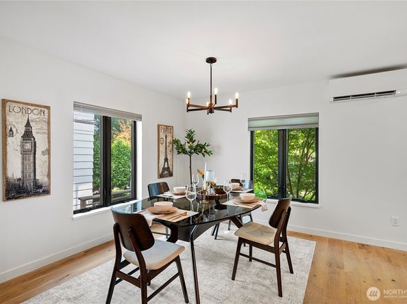 1633 E Calhoun Street, Seattle WA 98112