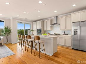 34324 SE Groshell Street, Snoqualmie WA 98065
