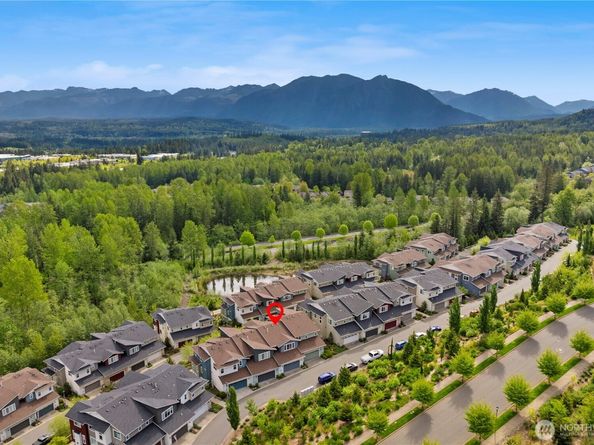34324 SE Groshell Street, Snoqualmie WA 98065