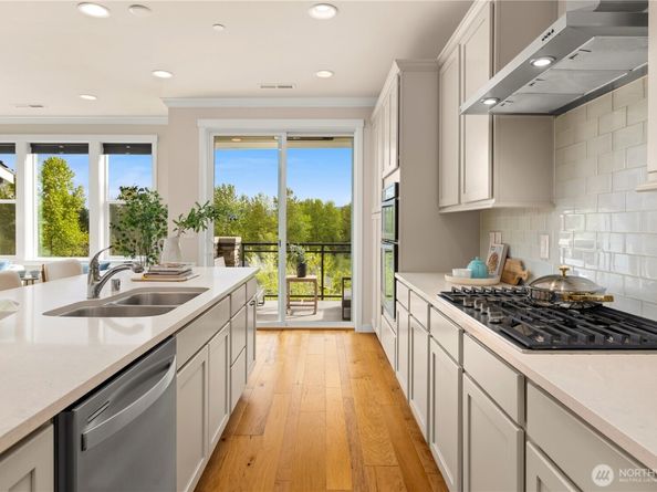 34324 SE Groshell Street, Snoqualmie WA 98065