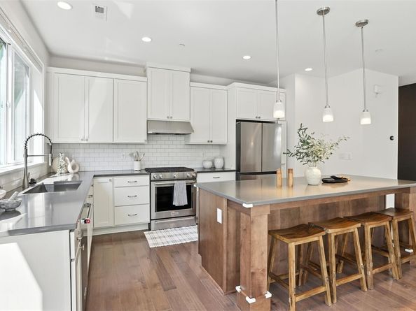 9608 NE 182nd Court D, Bothell WA 98011