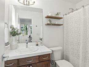 9608 NE 182nd Court D, Bothell WA 98011