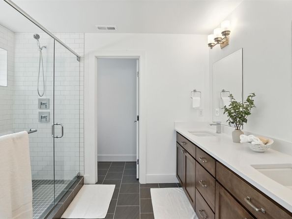 9608 NE 182nd Court D, Bothell WA 98011