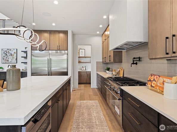 5515 108th Avenue NE, Kirkland WA 98033