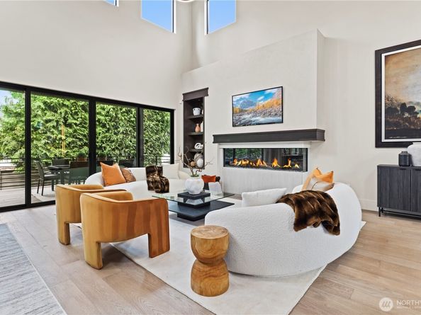 5515 108th Avenue NE, Kirkland WA 98033