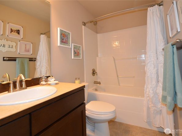 27719 NE 146th Way, Duvall WA 98019