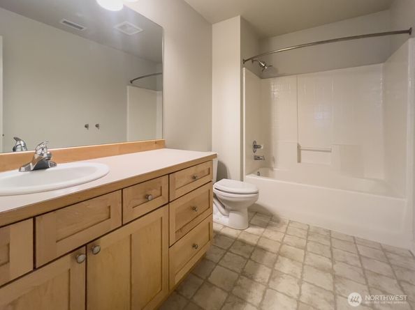 36523 SE Woody Creek Lane, Snoqualmie WA 98065