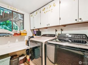 18818 181st Place NE, Woodinville WA 98077