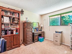 18818 181st Place NE, Woodinville WA 98077