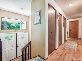 18818 181st Place NE, Woodinville WA 98077