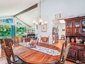 18818 181st Place NE, Woodinville WA 98077