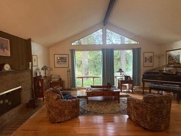 18818 181st Place NE, Woodinville WA 98077