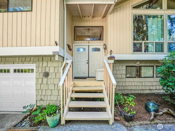 18818 181st Place NE, Woodinville WA 98077