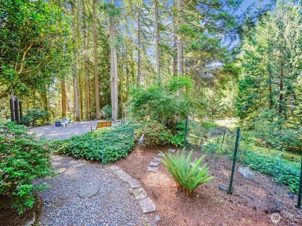 18818 181st Place NE, Woodinville WA 98077