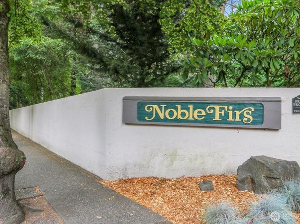 1541 NE 143rd Street H5, Seattle WA 98125