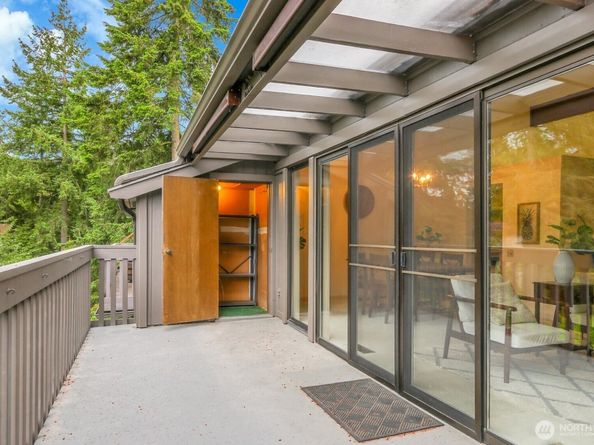 1541 NE 143rd Street H5, Seattle WA 98125