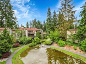 1541 NE 143rd Street H5, Seattle WA 98125