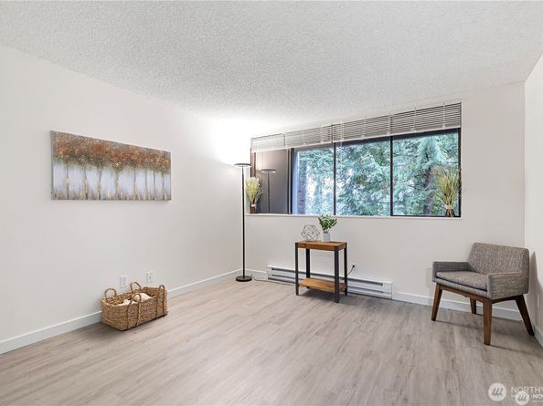 13838 NE 60th Street 165, Redmond WA 98052