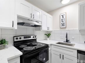 13838 NE 60th Street 165, Redmond WA 98052