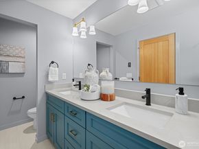 2311 N 135th Street B, Seattle WA 98133