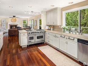 19239 184th Place NE, Woodinville WA 98077