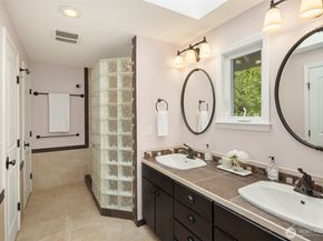 19239 184th Place NE, Woodinville WA 98077