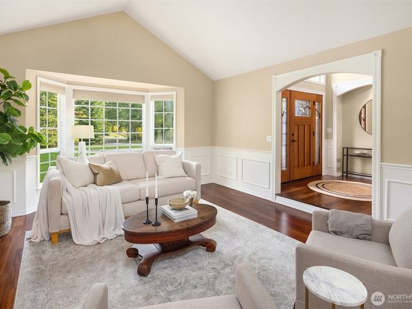 19239 184th Place NE, Woodinville WA 98077
