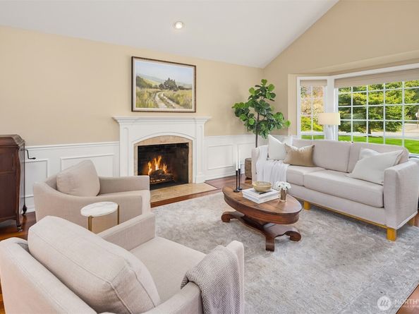 19239 184th Place NE, Woodinville WA 98077