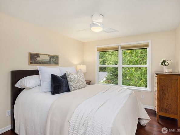 19239 184th Place NE, Woodinville WA 98077