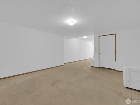 5401 Mill Pond Drive SE, Auburn WA 98092