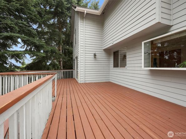 5401 Mill Pond Drive SE, Auburn WA 98092