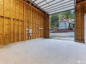 35825 4th Place SW, Federal Way WA 98023