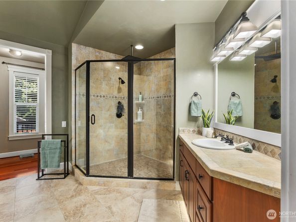 35825 4th Place SW, Federal Way WA 98023