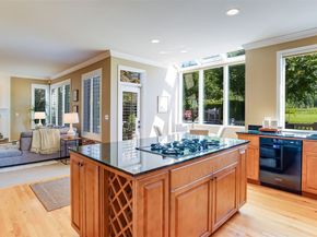 24611 SE 2nd Place, Sammamish WA 98074