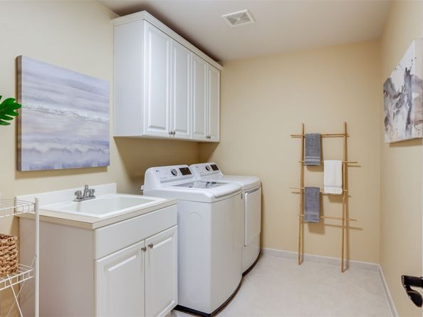 24611 SE 2nd Place, Sammamish WA 98074