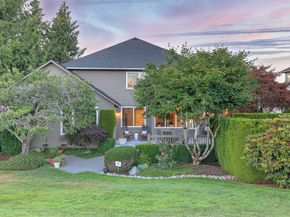 24611 SE 2nd Place, Sammamish WA 98074