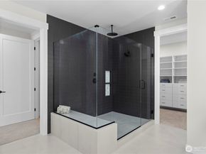 541 SW 366th Street 1, Federal Way WA 98023